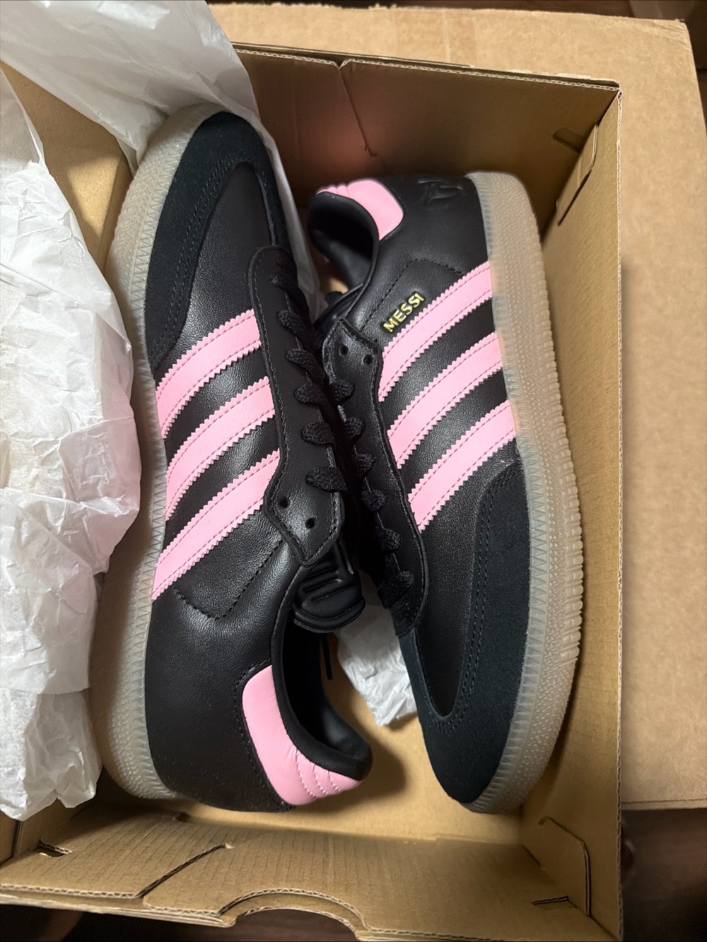 adidas Samba Messi - Men's (Black/Pink) Sz 8.5 - Picture 4 of 5